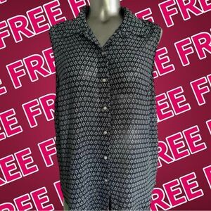 FREE ✅Women’s H&M  Blouse